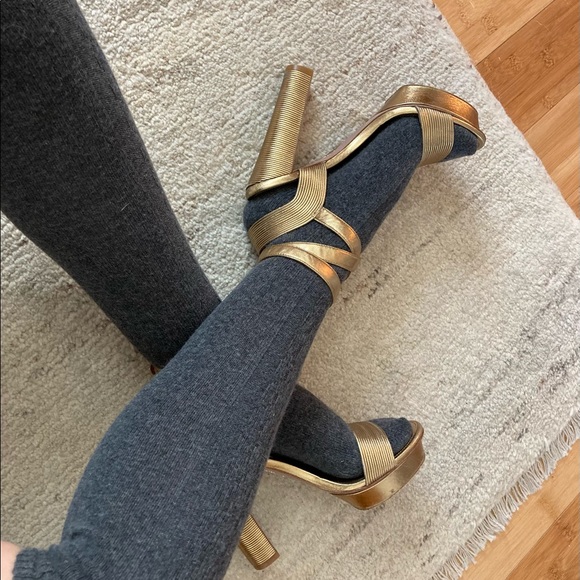 I💜FENDI, GOYARD & MY GOLD ELIE TAHARI PLATFORM HEELS...MY COLLECTION💜 - Picture 2 of 16